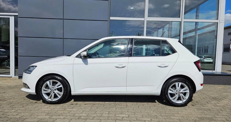 Skoda Fabia cena 52900 przebieg: 76603, rok produkcji 2021 z Swarzędz małe 301